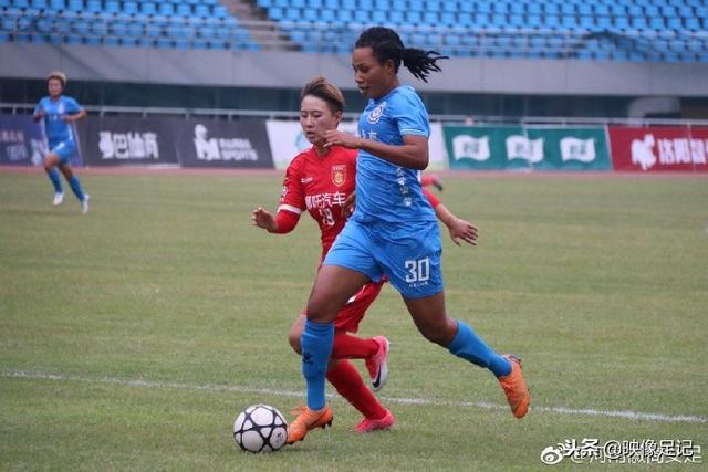 世联赛-中国女排0-3捷克开门黑 唐欣空砍18分吴梦洁伤停